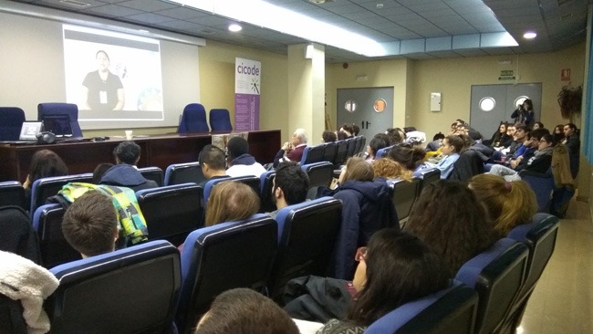 Informamos en Granada sobre la Violencia de Género en América Latina