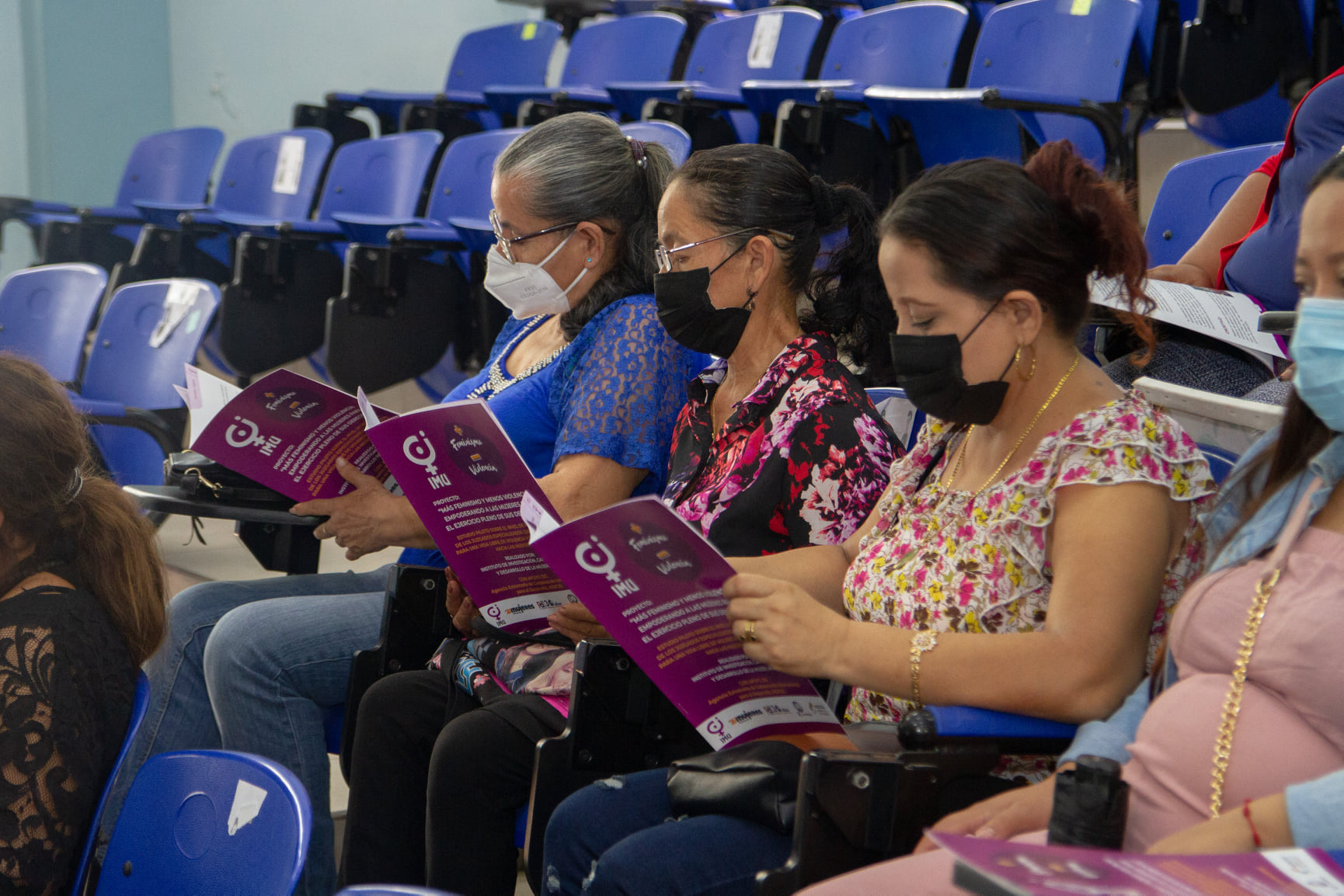 Presentación de la investigación de análisis de la calidad de atención y el nivel de respuesta de los Juzgados Especializados (San Salvador)